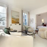 Pick A Flat\'S Apartment In Saint-Germain - Place Furstemberg