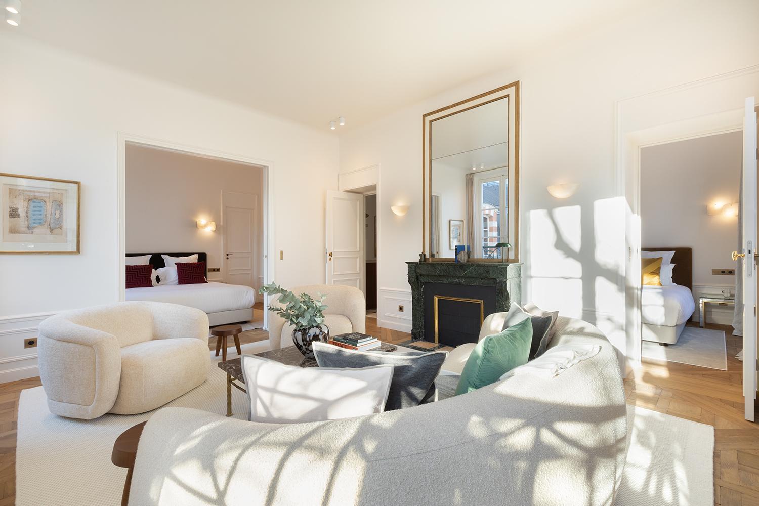 Pick A Flat's In Saint-germain - Place Furstemberg Parijs